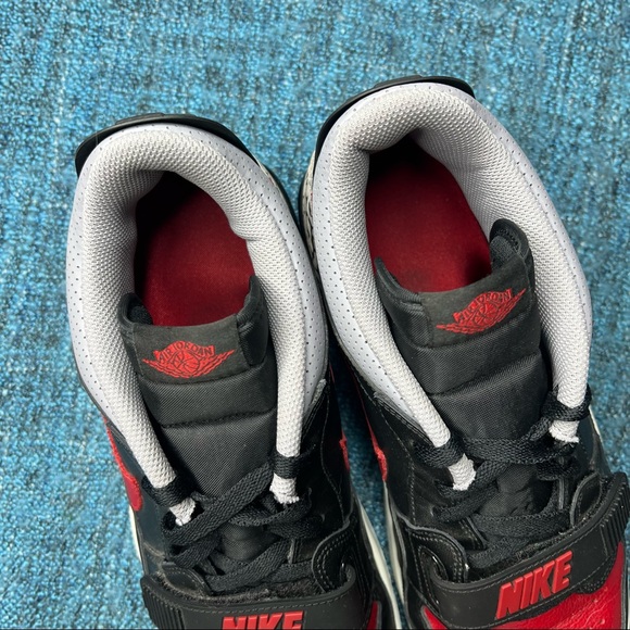 Nike Jordan Legacy 312 Low Sneakers in Bred Cement - Picture 6 of 9